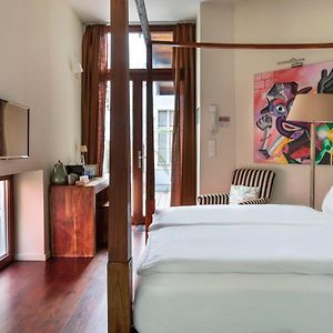 Medium Kamer